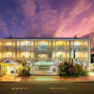 Terraces **** Cairns